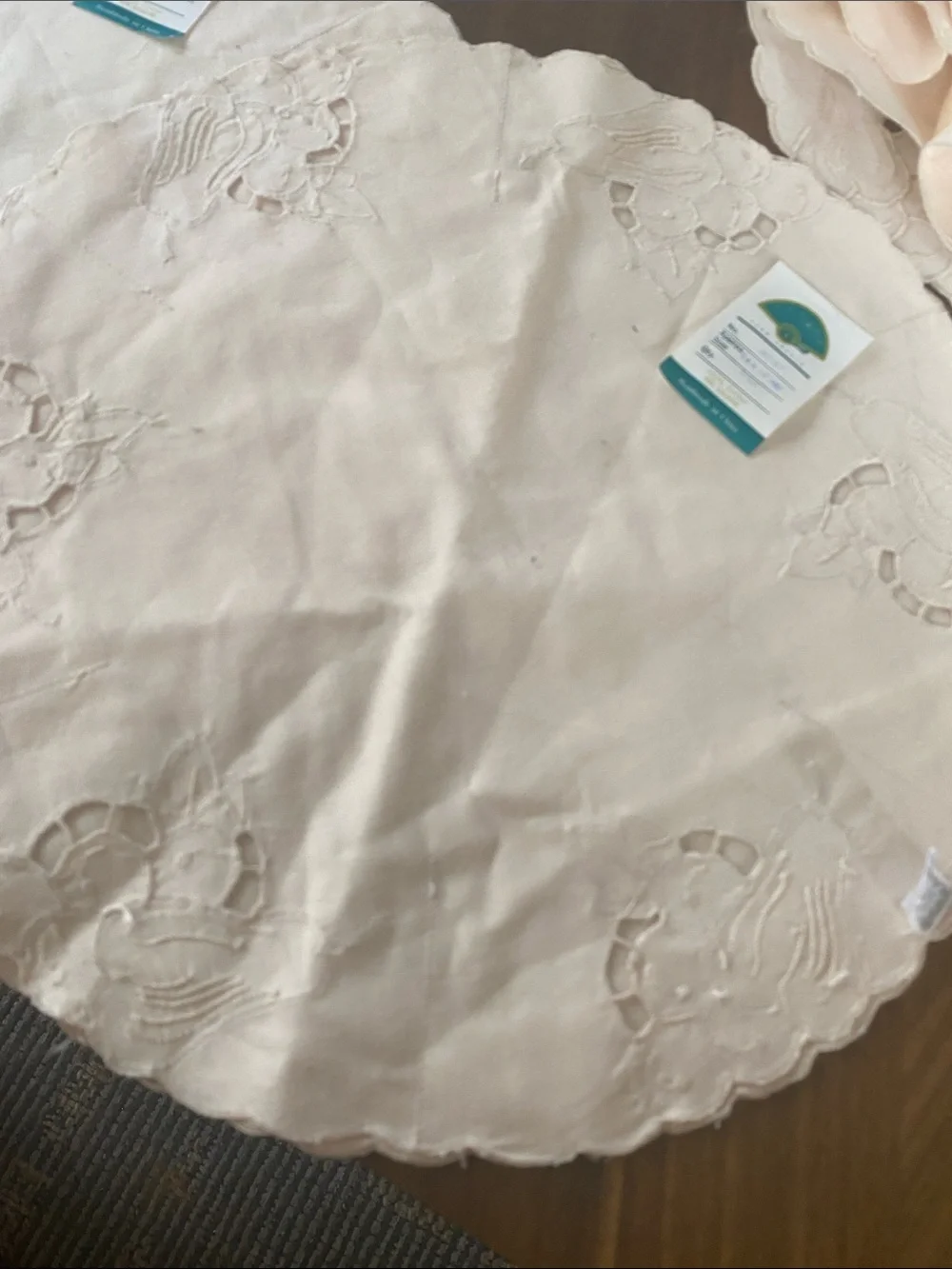 Peking NWT Vintage Cream Fabric bun warmer